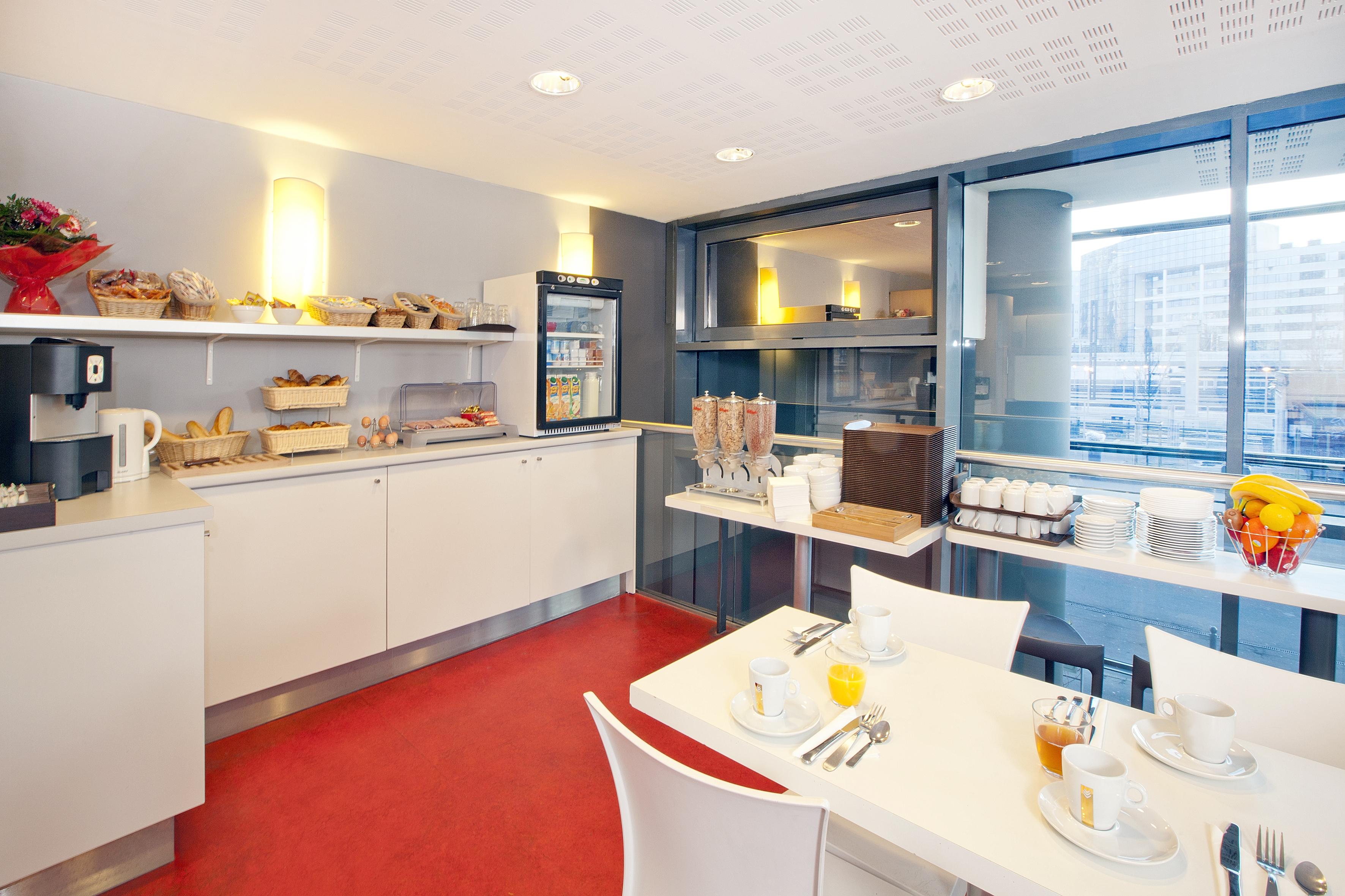 Sejours & Affaires Lille Europe Aparthotel ภายนอก รูปภาพ
